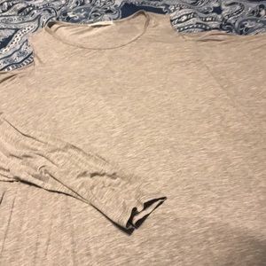 💚Gray cold shoulder tunic tee💚Bundle and Save!